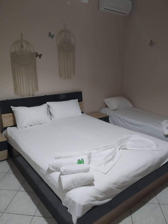 Ammos Apartments Nea Karvali Exteriör bild