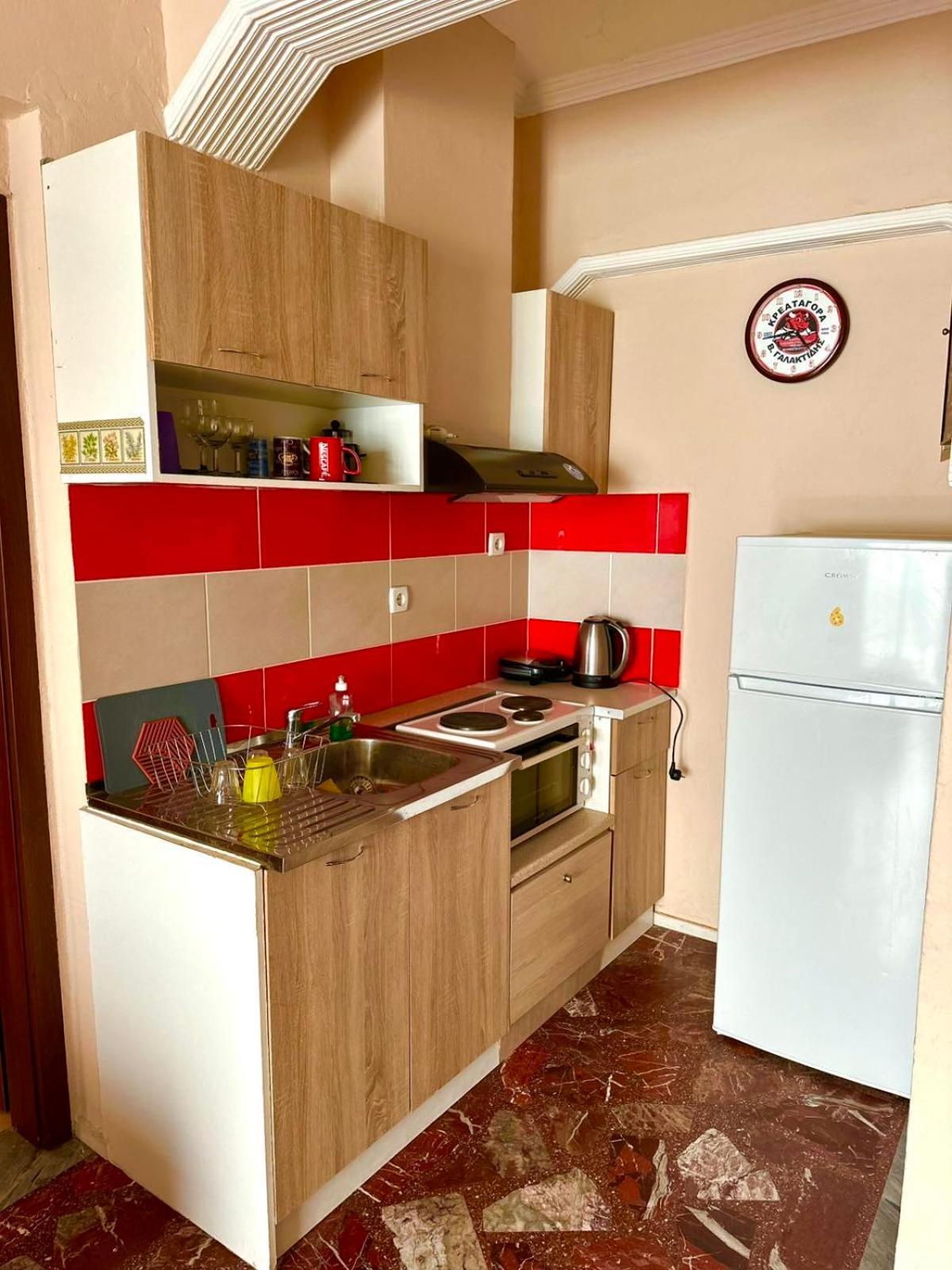 Ammos Apartments Nea Karvali Exteriör bild
